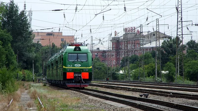 В Новочеркасске под колесами поезда погиб мужчина