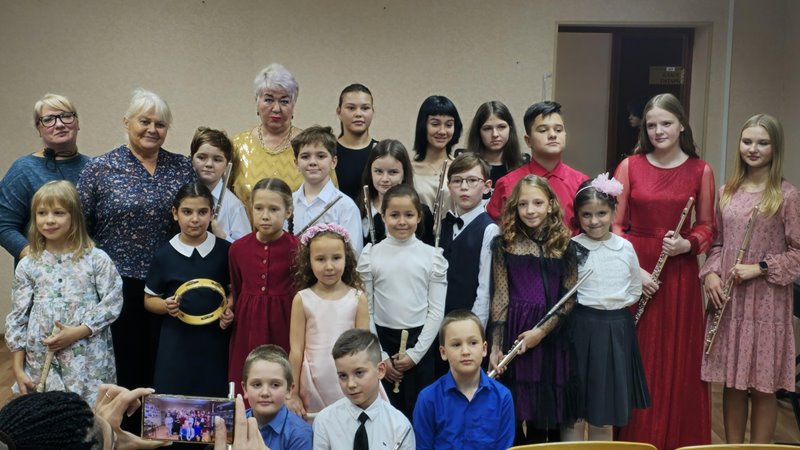 В Новочеркасской детской музыкальной школе отметили День отца концертом
