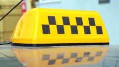 В Новочеркасске судебные приставы забрали «шашку» у таксиста