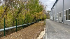Вокруг стадиона «Ермак» в Новочеркасске установили новое ограждение