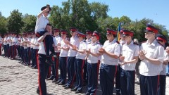 В Новочеркасске прозвучал последний звонок для кадетов казачьего корпуса