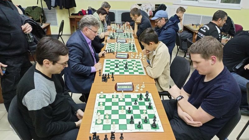 В Новочеркасске прошел чемпионат города по быстрым шахматам