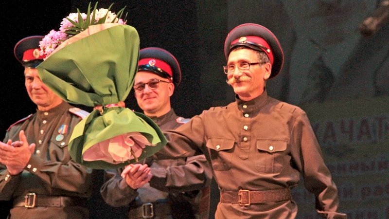 В Новочеркасске прошел праздничный концерт народного ансамбля казачьей песни «Любо»