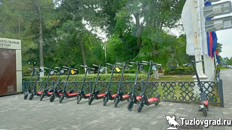 ГИБДД Новочеркасска напоминает самокатчикам о Правилах Дорожного Движения