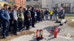 Новочеркасские студенты вступили в ряды добровольных пожарных 