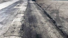 Администрация Новочеркасска добавила еще 1,5 миллиона рублей на ямочный ремонт дорог