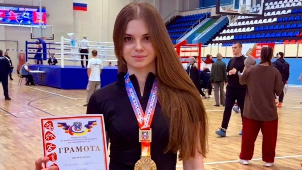 Новочеркасская спортсменка завоевала золото на первенстве Ростовской области по боксу в Таганроге