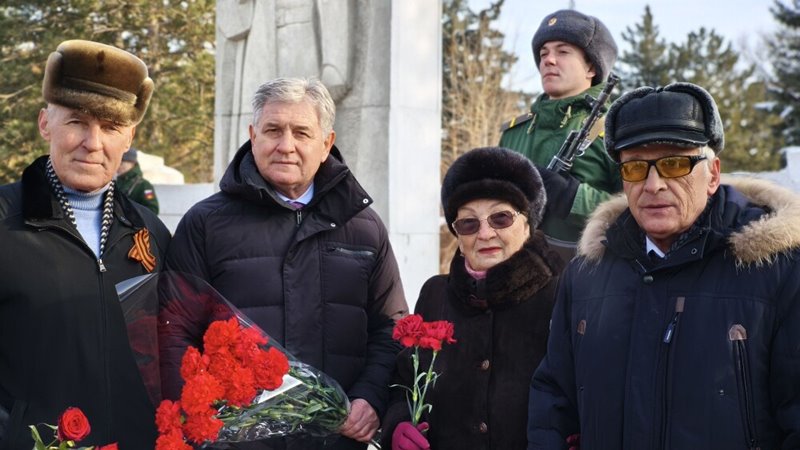 В Новочеркасске почтили память воинов-освободителей 