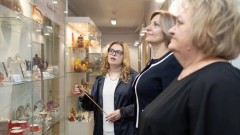 В новочеркасском детском саду открыли обновленный мини-музей, посвященный русским промыслам и ремеслам